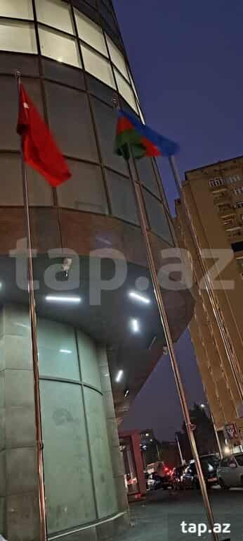 Bayraq dirəyi — 14